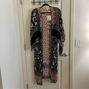 Shiraleah black floral cicada kimono
